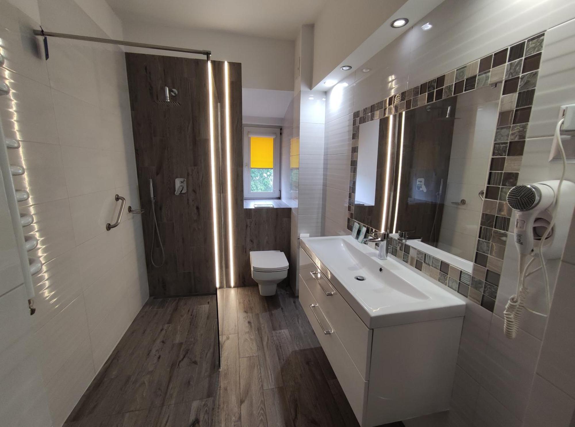 Hotel Atena Слупск Экстерьер фото
